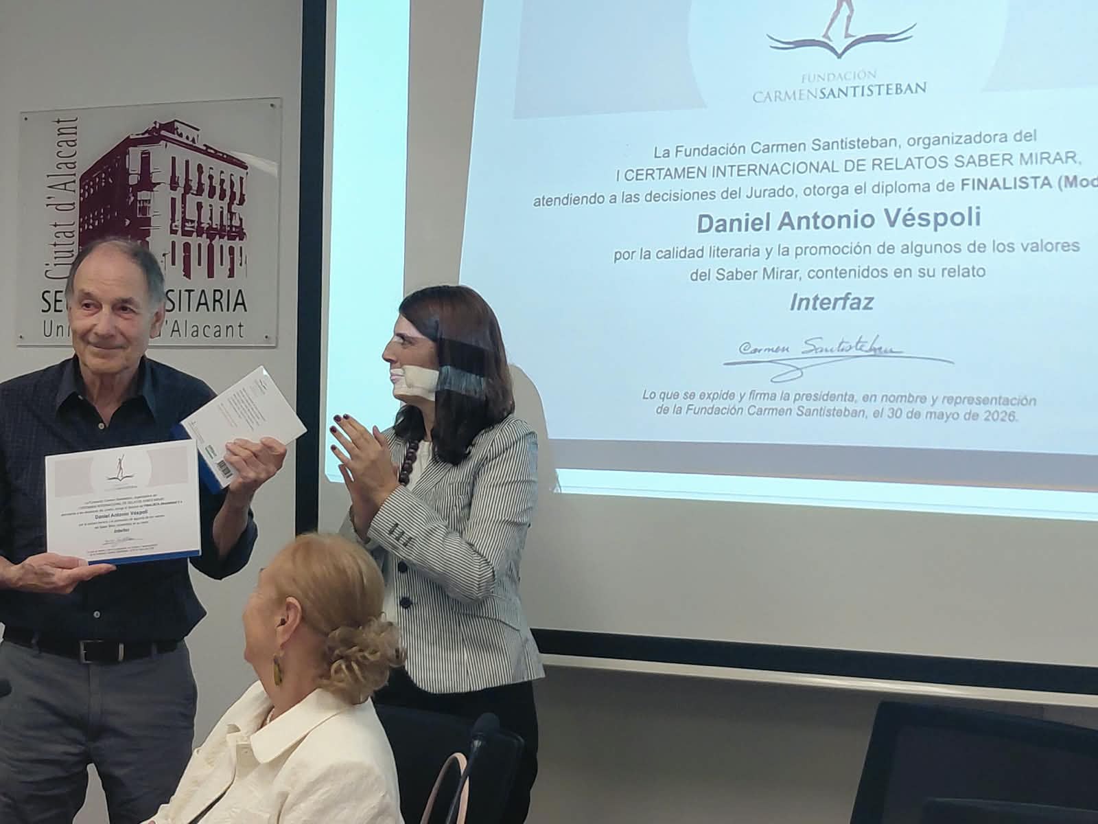 Daniel Vespoli de Buenos Aires_ recibe su nominación de finalista
